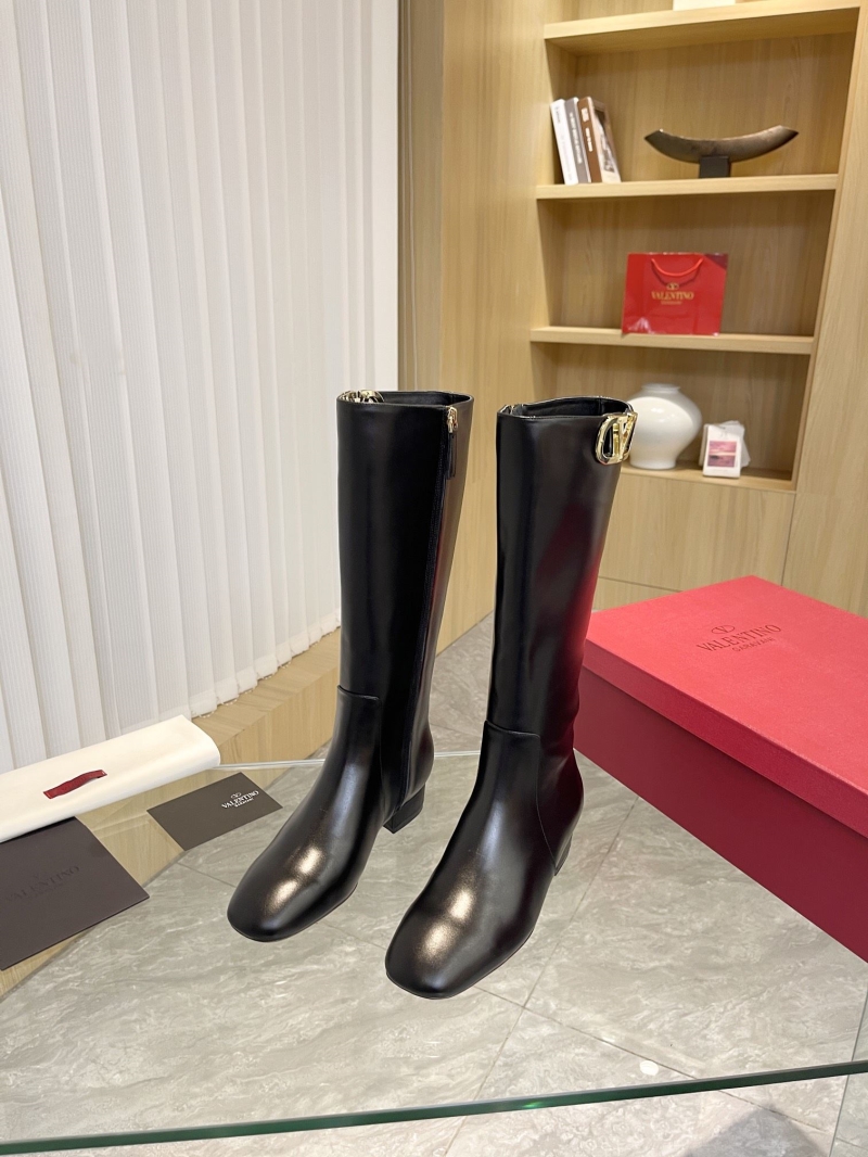 Va1e*ntin0 boots